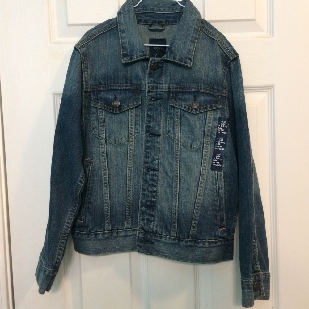 NWT Boy’s GapKids denim jacket